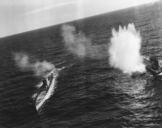 Атака U-117 типа XB при доснабжении U-66 типа IXC