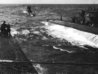 Снабжение подводных лодок в море
